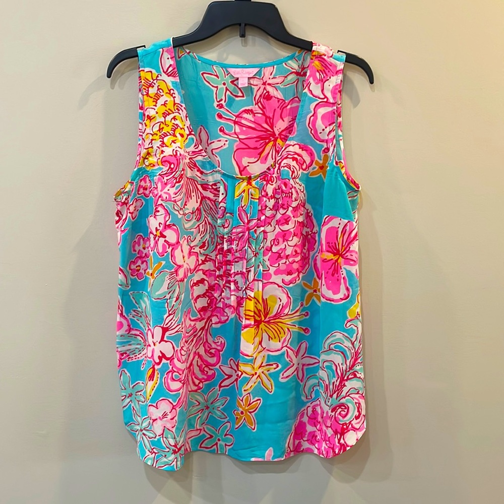 GUC Lily Pulitzer Breakwater Blue Pleated top size L